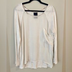 White long sleeve blouse